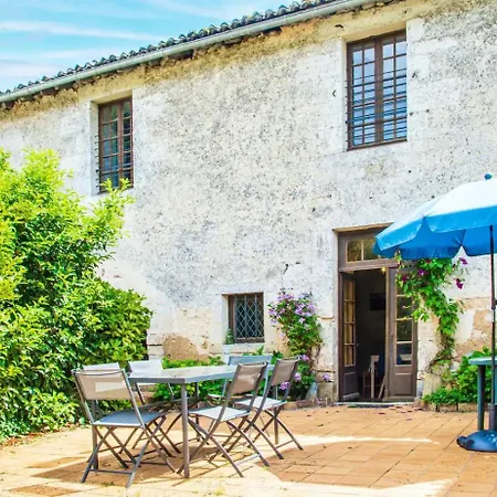 Hébergement de vacances Du Pin - Abbaye Béruges